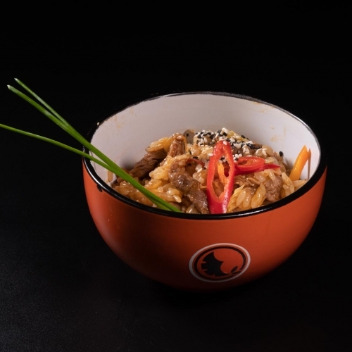 Wok с рисом и говядиной Wok с рисом и говядиной